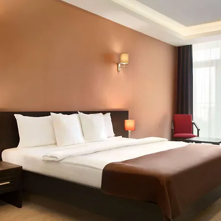 Отель Ramada By Wyndham