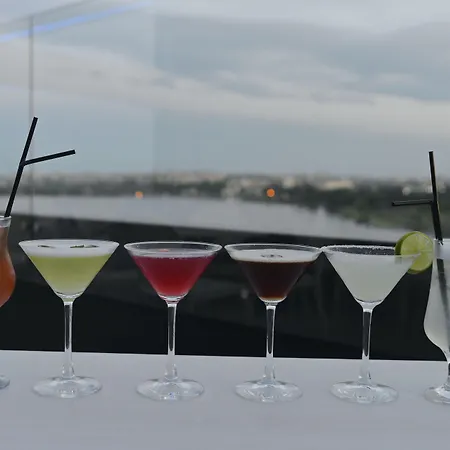 Ramada By Wyndham Констанца