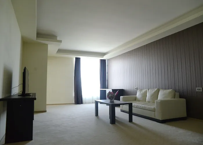 Ramada By Wyndham Constança