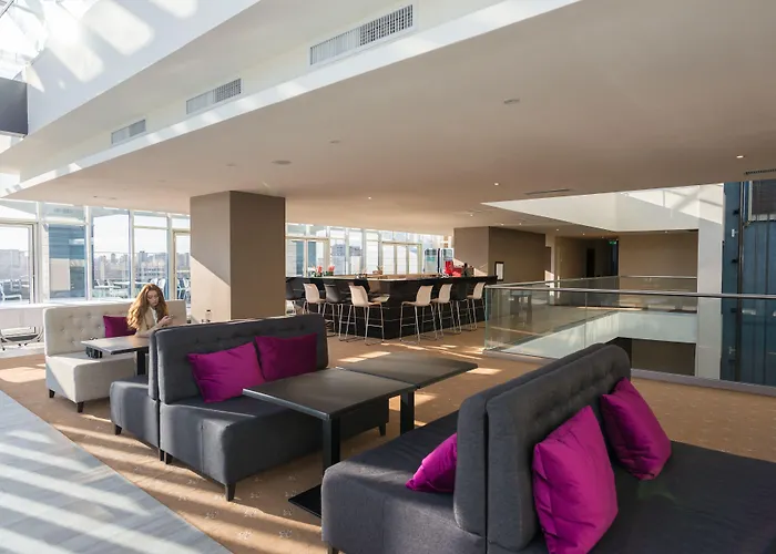 Hotel Ramada By Wyndham Constança