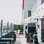 호텔 Ramada By Wyndham 4*