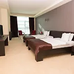 Ramada By Wyndham 4* 콘스탄차