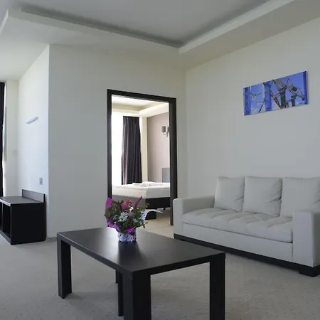 Ramada By Wyndham Constanta Mamaia