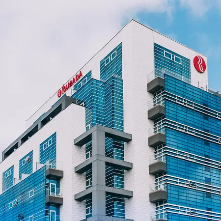 فندق Ramada By Wyndham كونستانتا