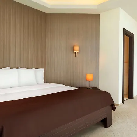 Hotel Ramada By Wyndham Constanta