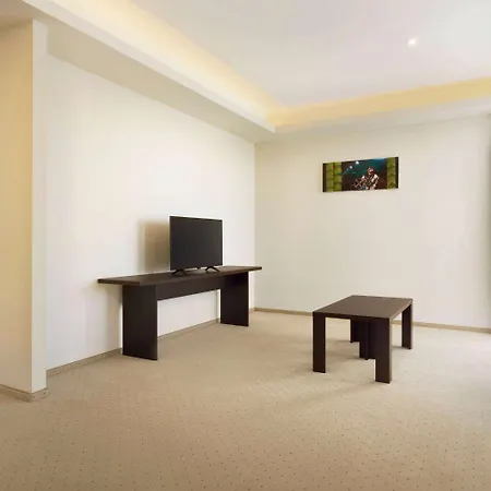 Ramada By Wyndham Constanta Hotel Mamaia