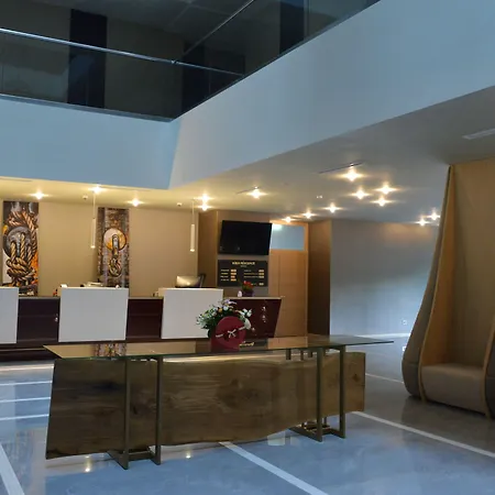 فندق Ramada By Wyndham كونستانتا