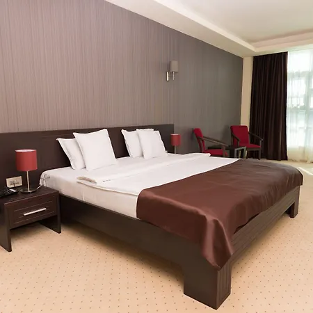 Ramada By Wyndham Hotel