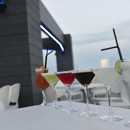 فندق Ramada By Wyndham