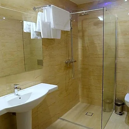 Ramada By Wyndham Hotel Constanta