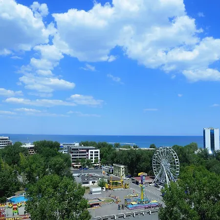 Hotel Ramada By Wyndham Constanta