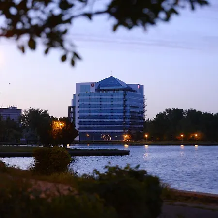 Ramada By Wyndham Constanta Hotel 4*