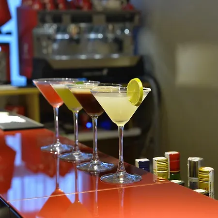 Hotel Ramada By Wyndham Constanta
