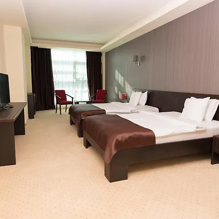 Ramada By Wyndham 4* كونستانتا
