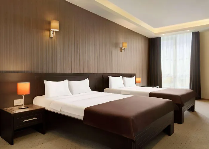 Ramada By Wyndham Отель Констанца