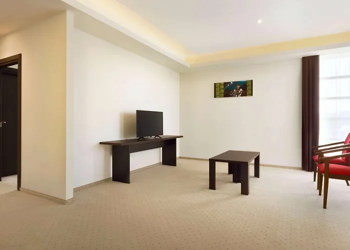 Ramada By Wyndham Hotel Constanţa