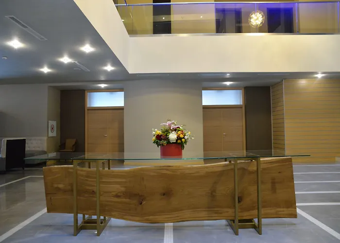 Ramada By Wyndham 4*